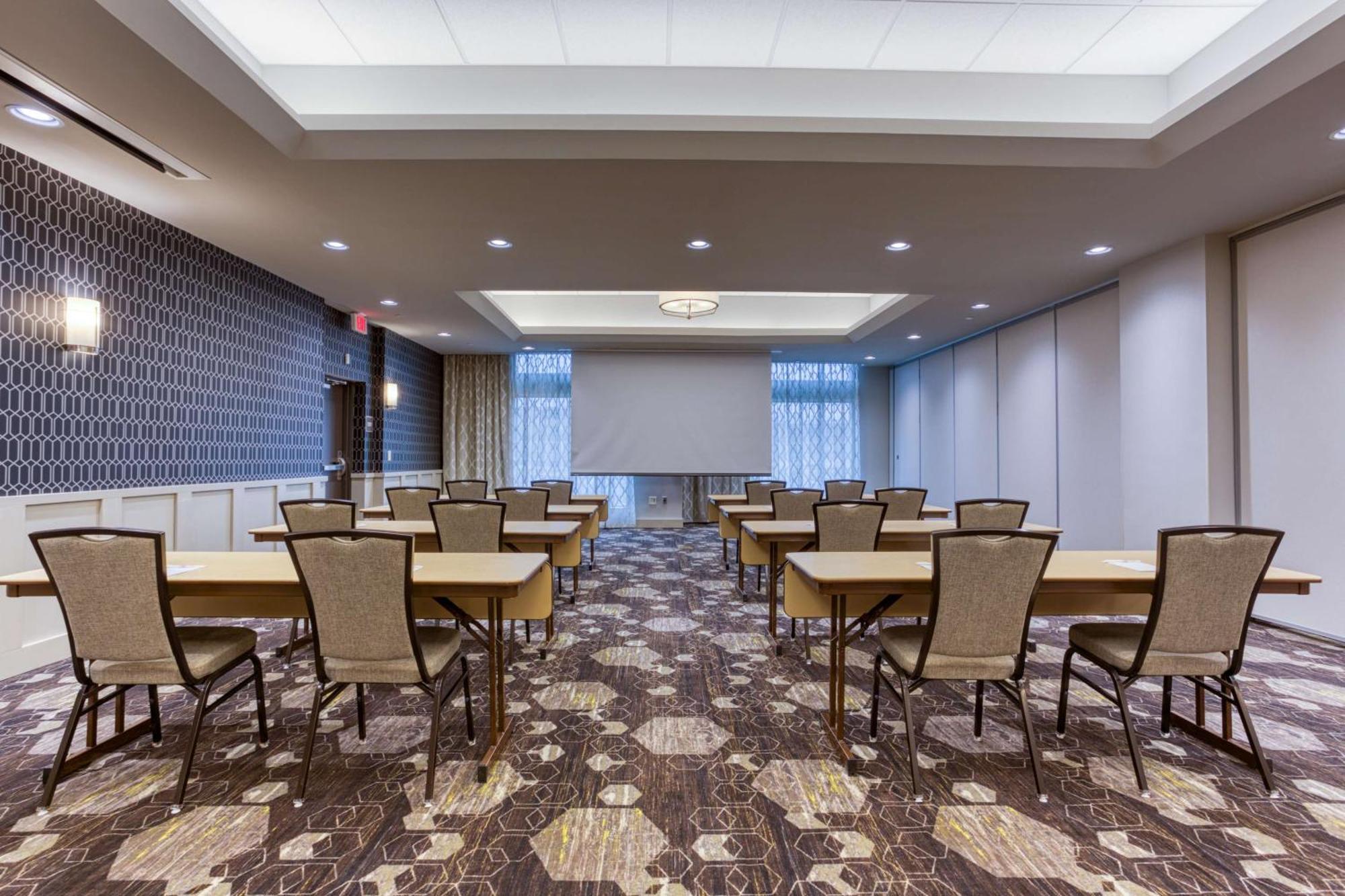 Hotel Drury & Polaris Columbus