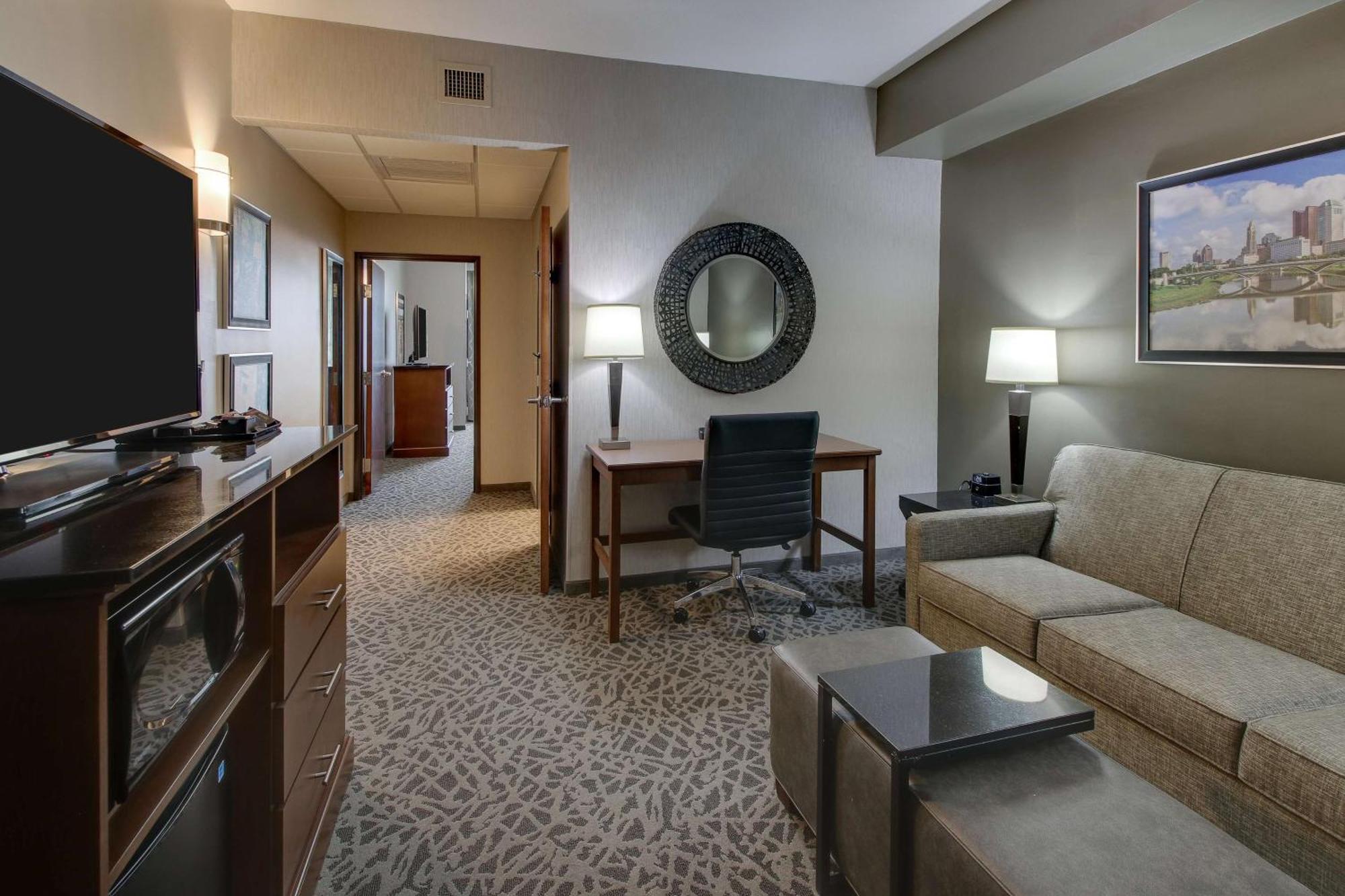 Drury & Polaris Hotel